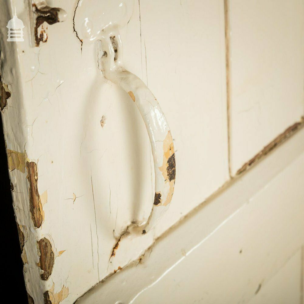 Home Fixtures 17th C White Pained Pine Ledged And Braced Cottage Door photo