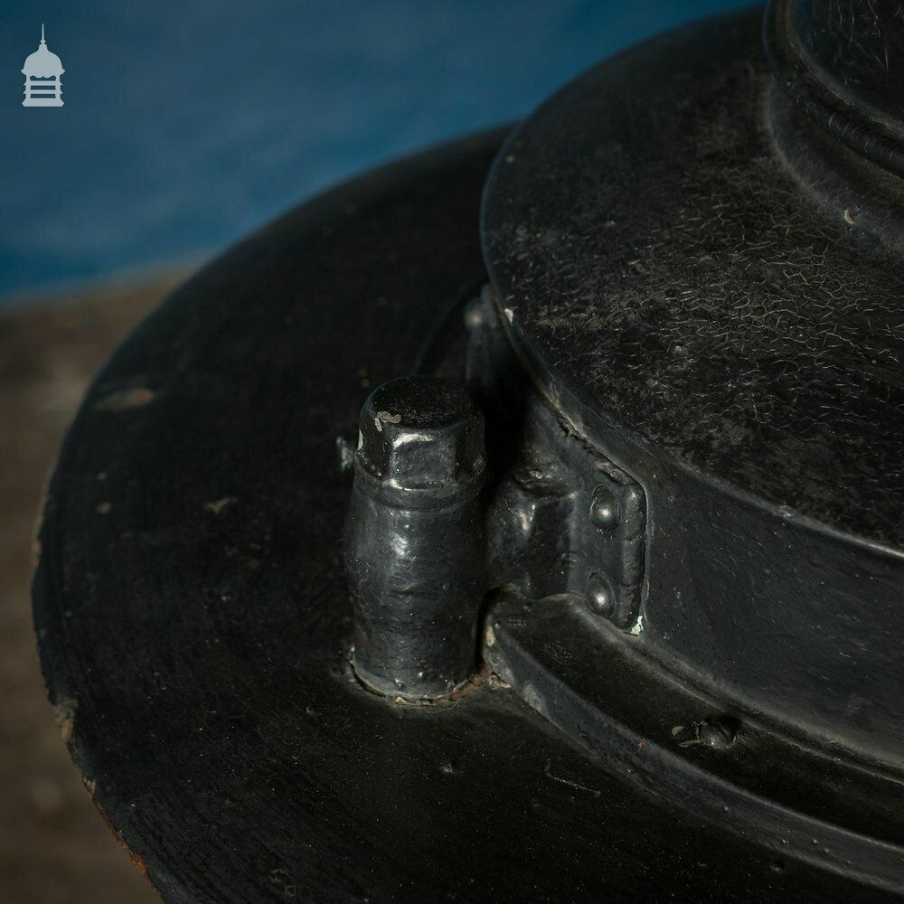 photo furniture 19th C Black Painted Copper Top Lampost Light Fitting