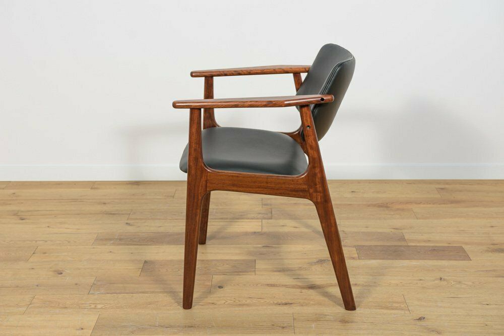 photo furniture Mid Century Armchairs By Arne Vodder, 1960s, Set Of 6
