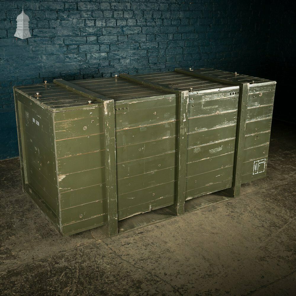 Large Green Painted Aircraft Parts Shipping Crate Reclaimed From A Norfolk Raf Base photo for sale