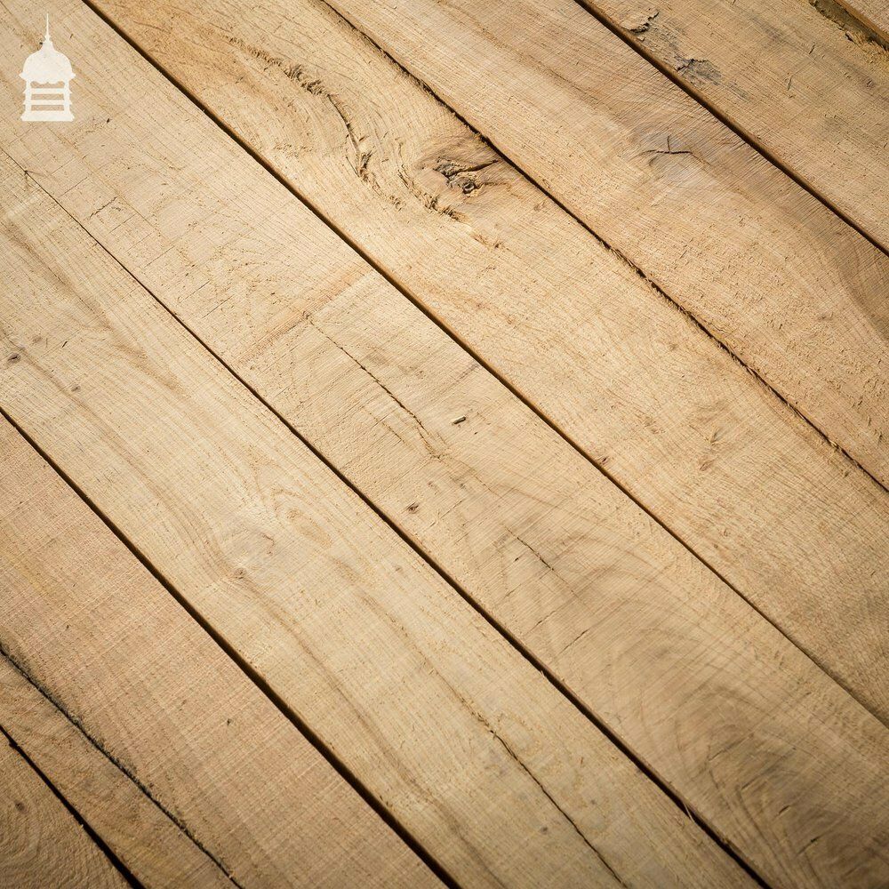 Batch Of 3 Square Metres Of Seasoned Sawn Finish Short Narrow Oak photo for sale