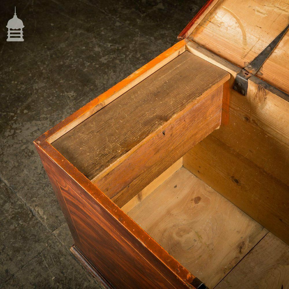 photo vinterior Stunning Georgian Painted Blanket Box Chest Trunk With Hidden Internal Compartment