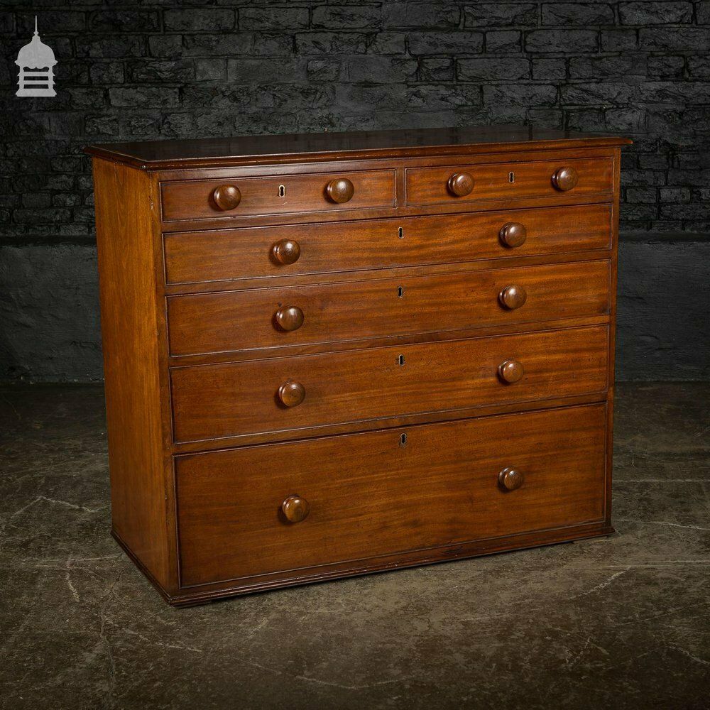 Fine Example Of An Early 19th C Single Plank Cuban Mahogany Chest Of Drawers photo vinterior