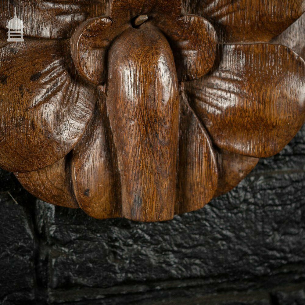 Pair Of Early Oak Floral Petal Carvings photo vinterior