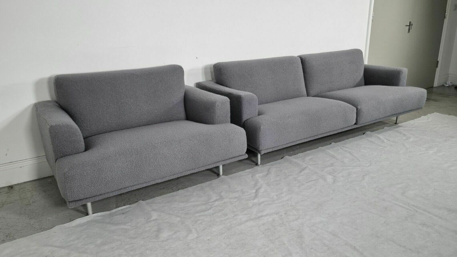 Immaculate Cassina 253 Met 3 Seater And Love Seat In Grey Boucle Fabric photo for sale