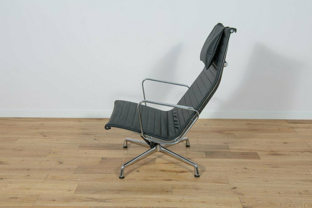 photo for sale Alu Group Ea124 & Ea125 Lounge Chair & Ottoman By Charles & Ray Eames For Vitra, 1980s, Set Of 2