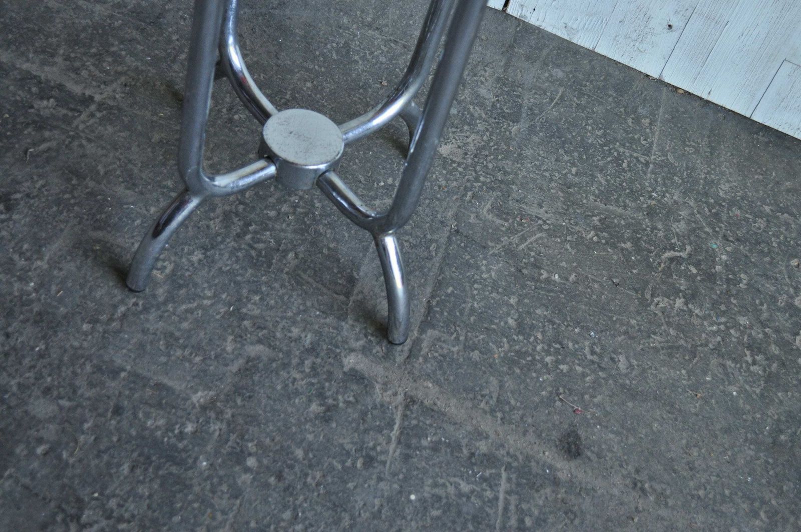 photo furniture Bauhaus Chrome And Plastic Plant Stand, 1940s