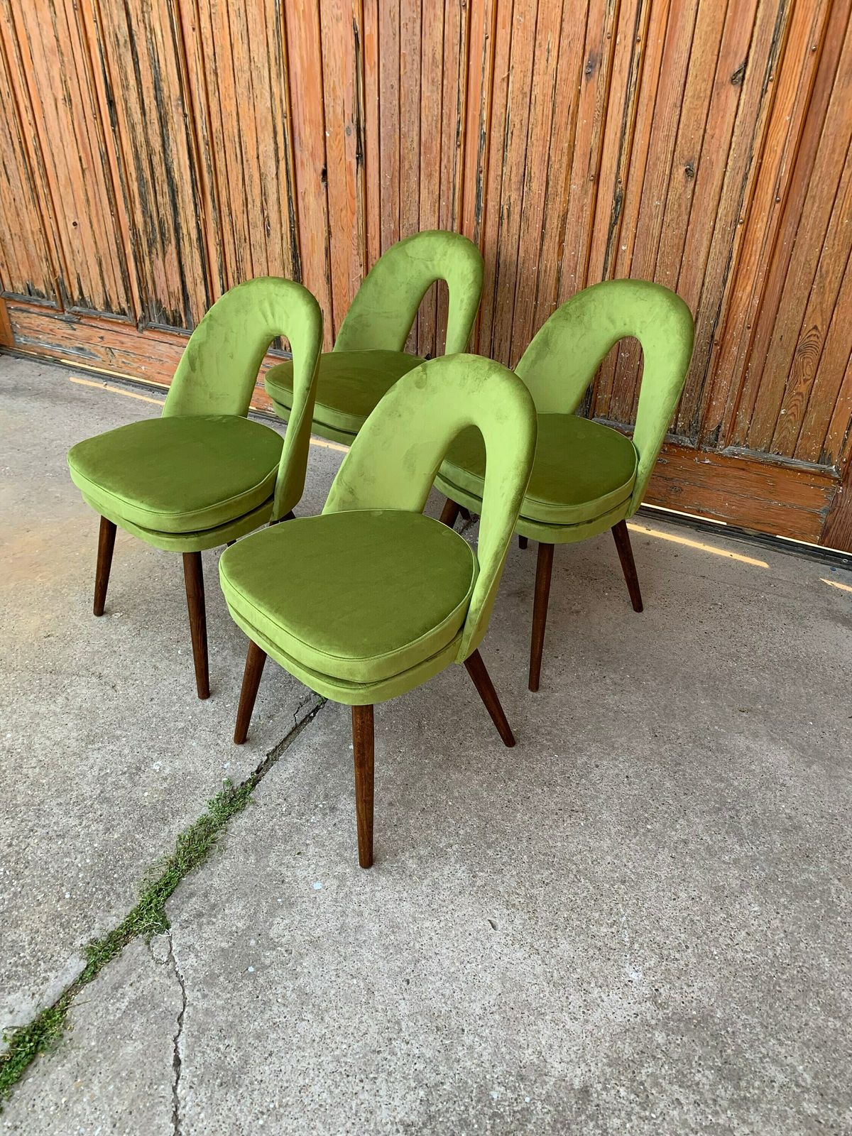 Mid Century Dining Chairs By Antonín šuman For Tatra Nábytok, 1960s, Set Of 4 photo vinterior