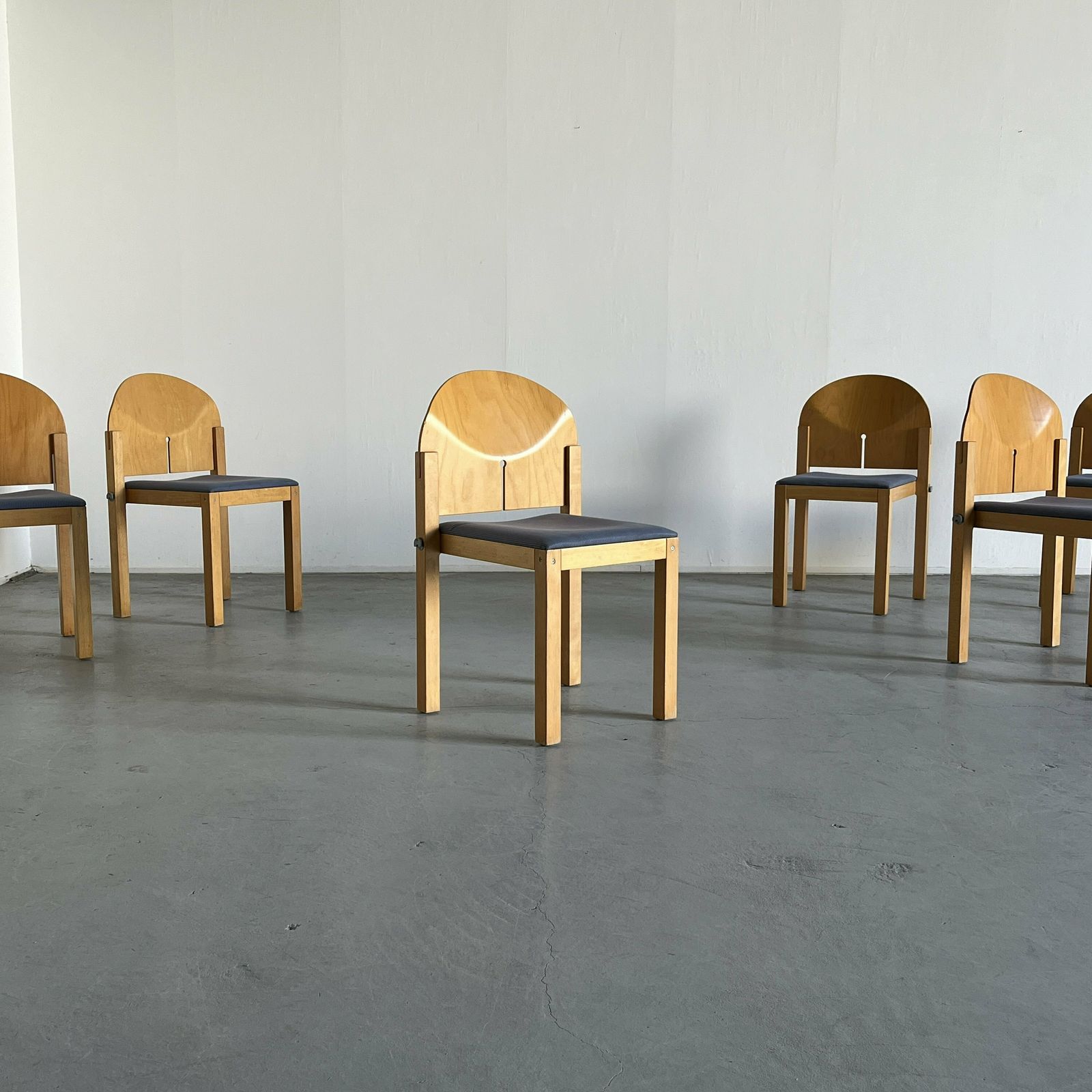 1 Of 6 Postmodern Sculptural Wooden Stackable Dining Chairs By Arno Votteler For Bisterfeld And Weiss, Germany 1980