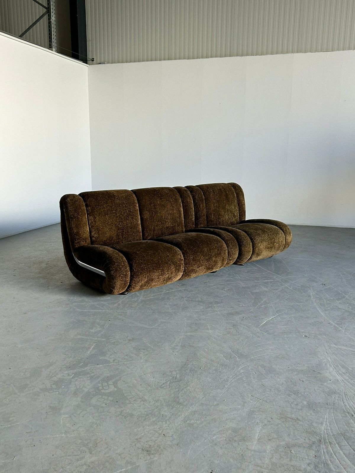 Vintage Italian Space Age Sculptural Cloud Modular Sofa Set In Brown Velvet, Attributed To 1p Italy, Italian Mid Century Modern Modular Sofa photo vinterior