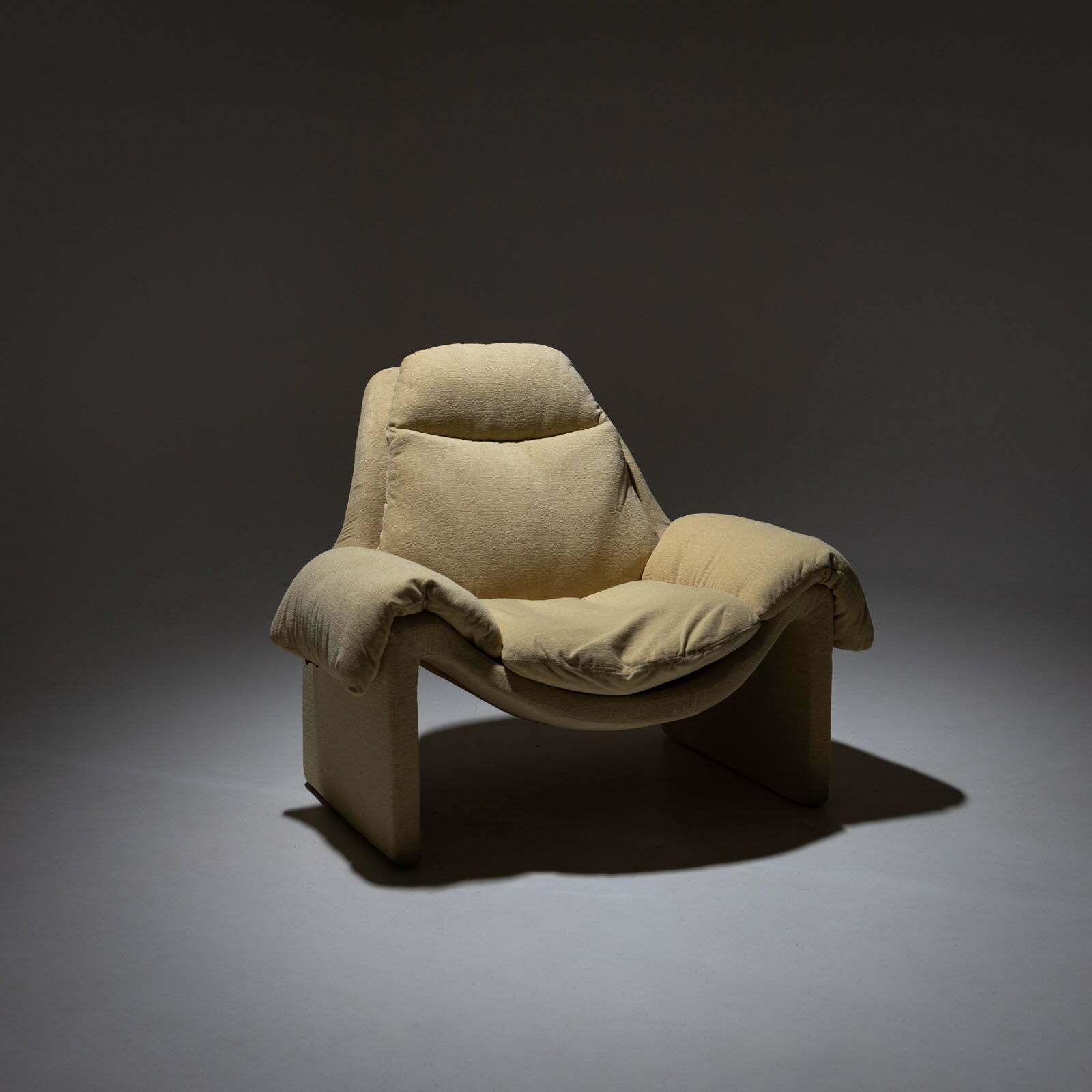 P60 Lounge Chair By Vittorio Introini For Saporiti, Italy, 1980s photo for sale