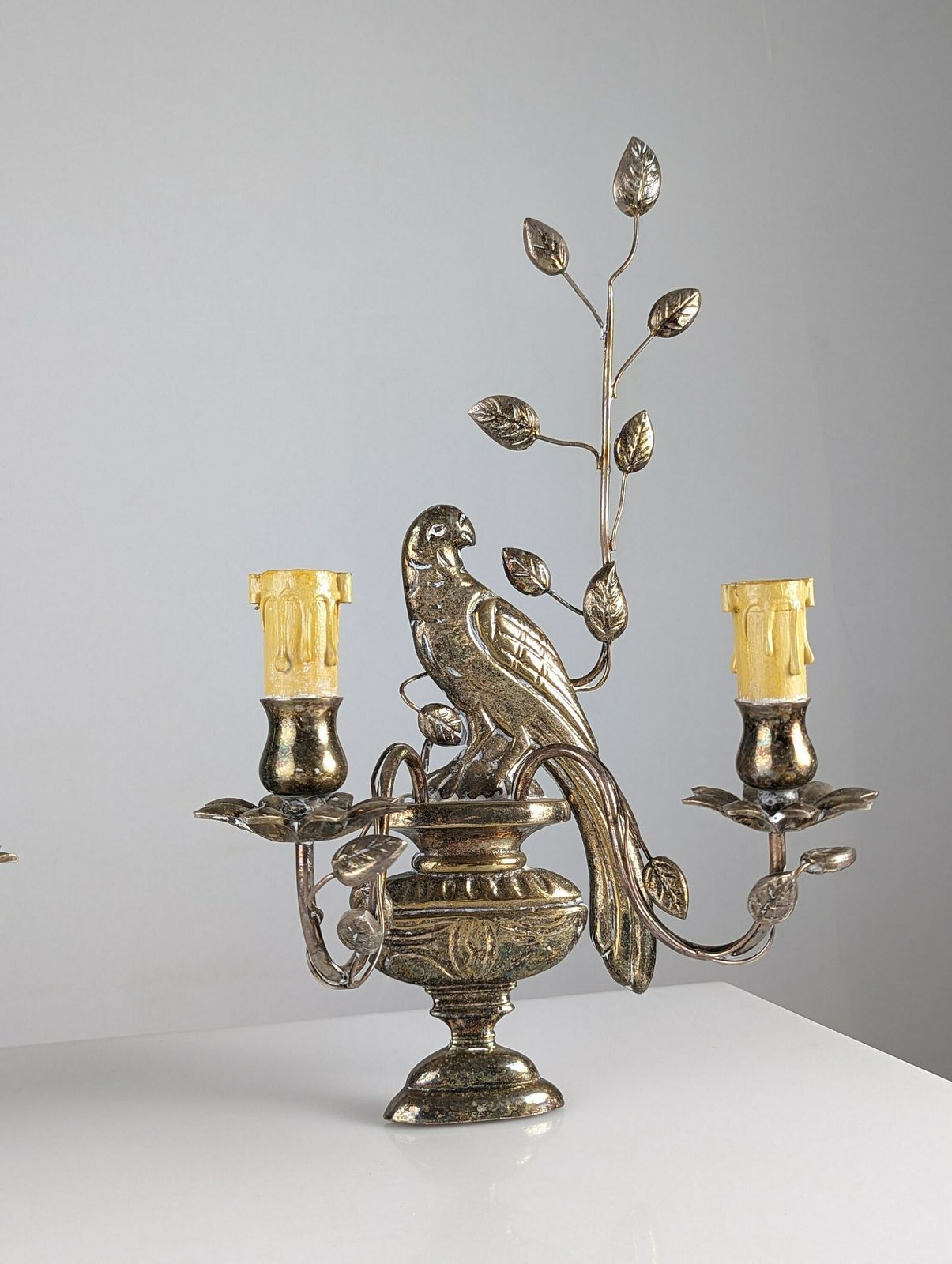 Pair Of Appliques With Parrots And Leaves By Maison Bagues photo 3574.0