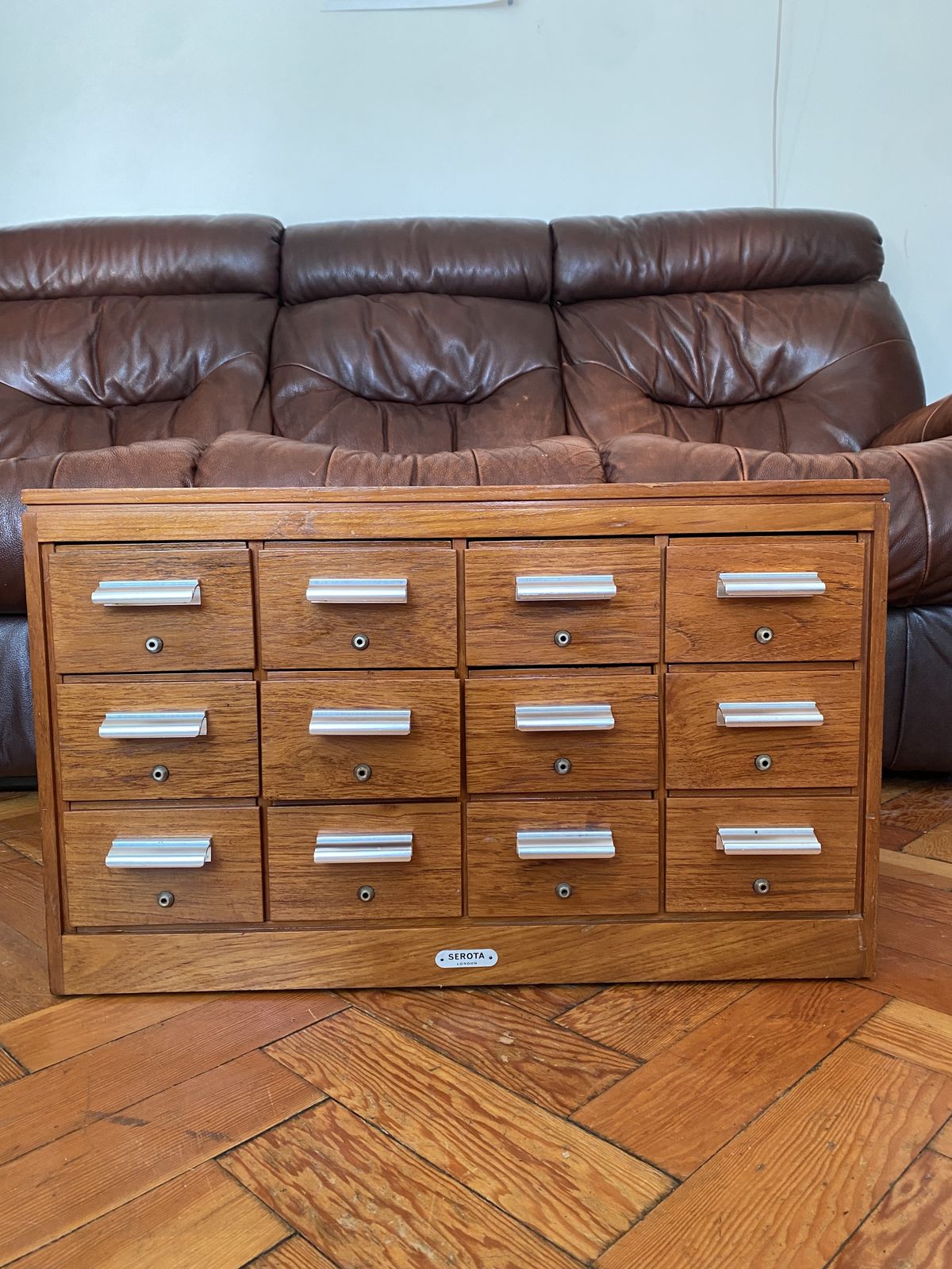 Serota Of London Oak Mid Century Library Cabinet photo vinterior