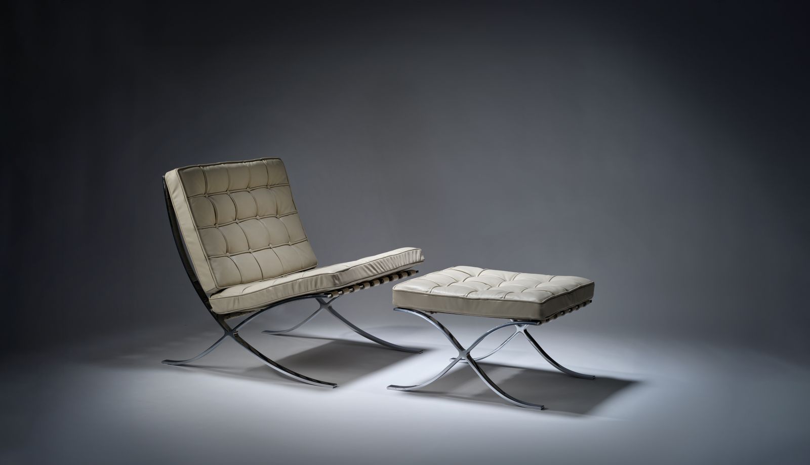 Exquisite, Fully Restored Iconic Genuine Barcelona Chair & Ottoman By Mies Van Der Rohe For Knoll Inc, Stunning Italian Ivory Leather, USA Circa 2001. photo Furniture