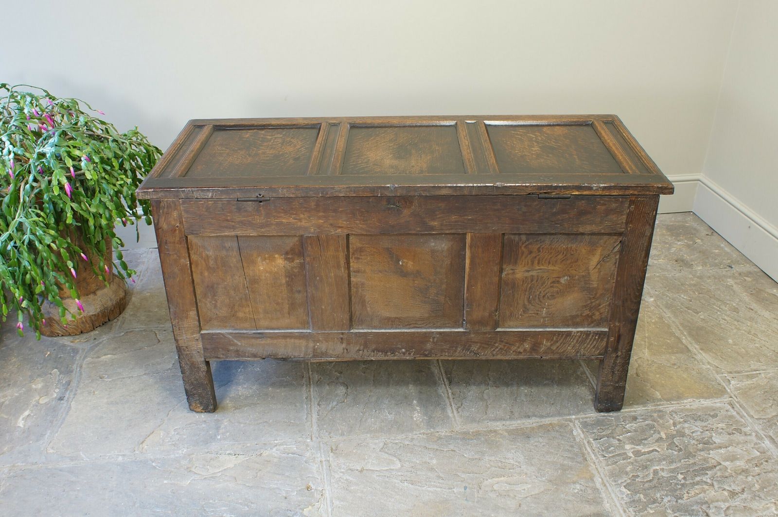 17th Century Oak Coffer., 18th Century And Earlier photo vintage
