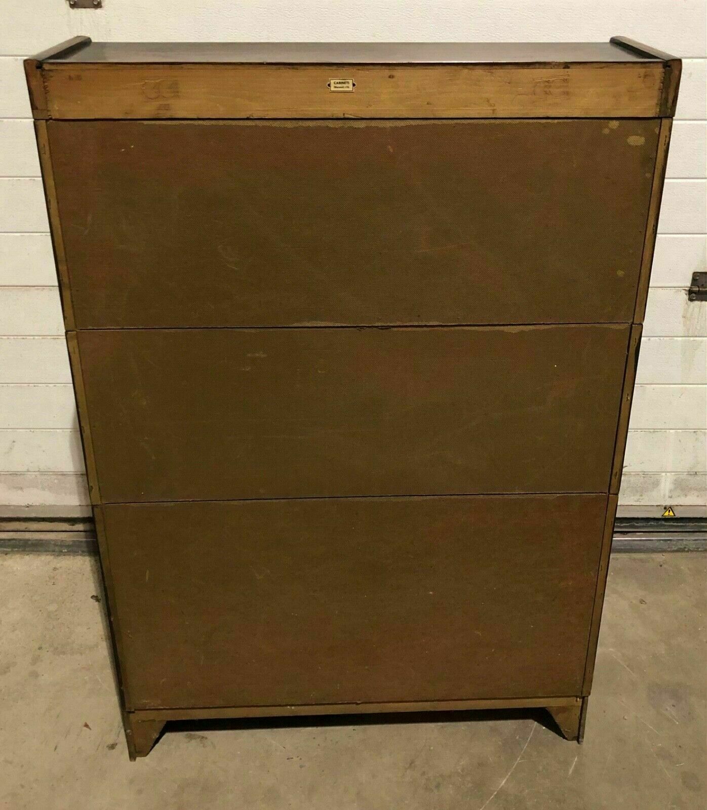 photo vintage Handsome Vintage Barristers Style Bookcase / Stacking Glazed Bookshelves