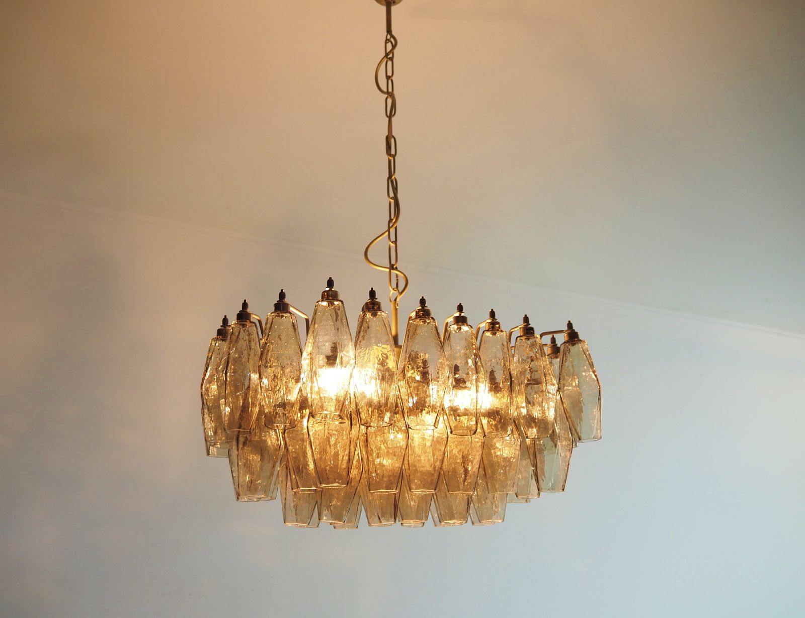 photo vinterior Elegant Murano Poliedri Chandelier   Carlo Scarpa   Smoked Glasses