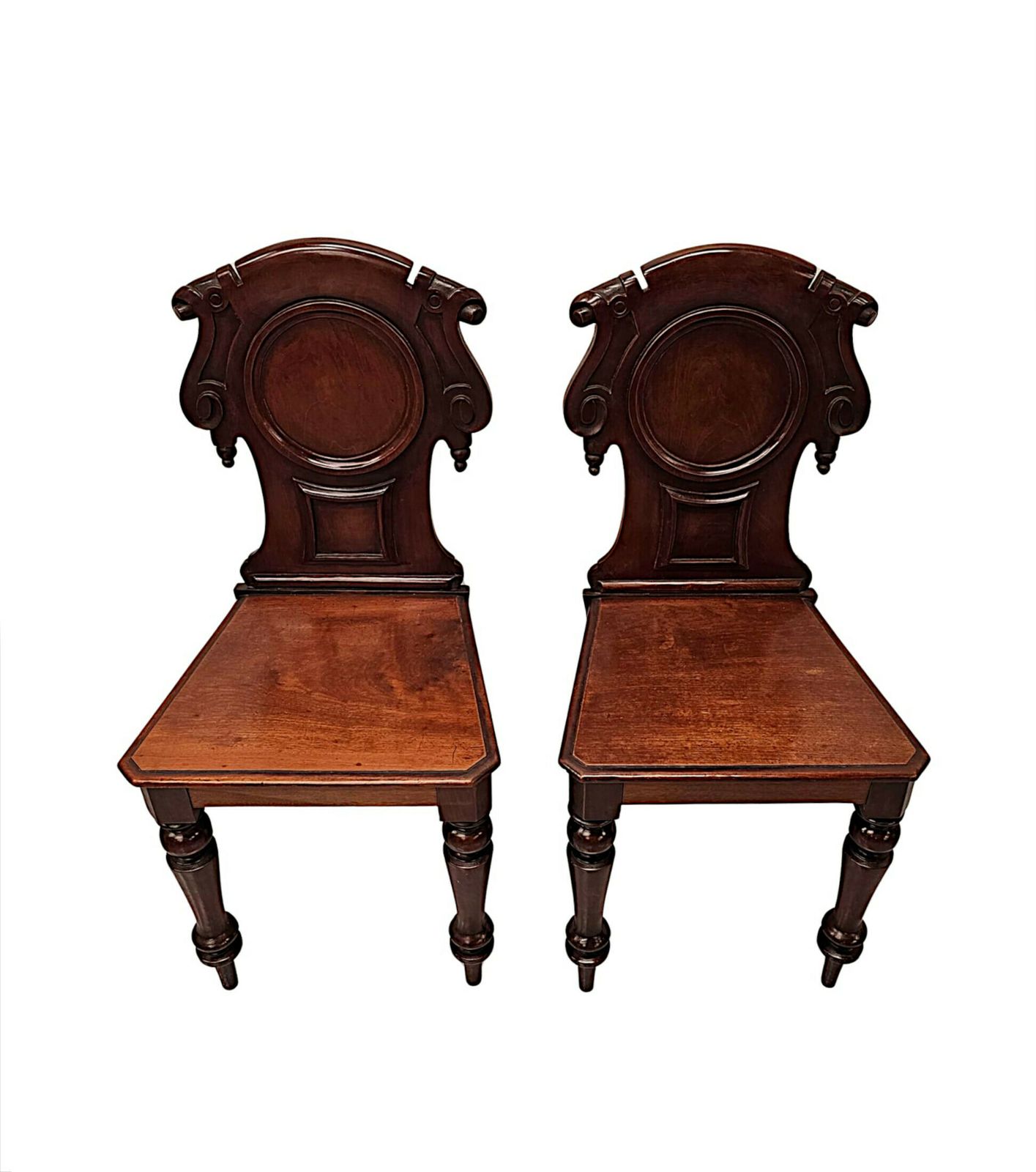 A Very Fine Pair Of 19th Century Mahogany Hall Chairs photo 1669.1076