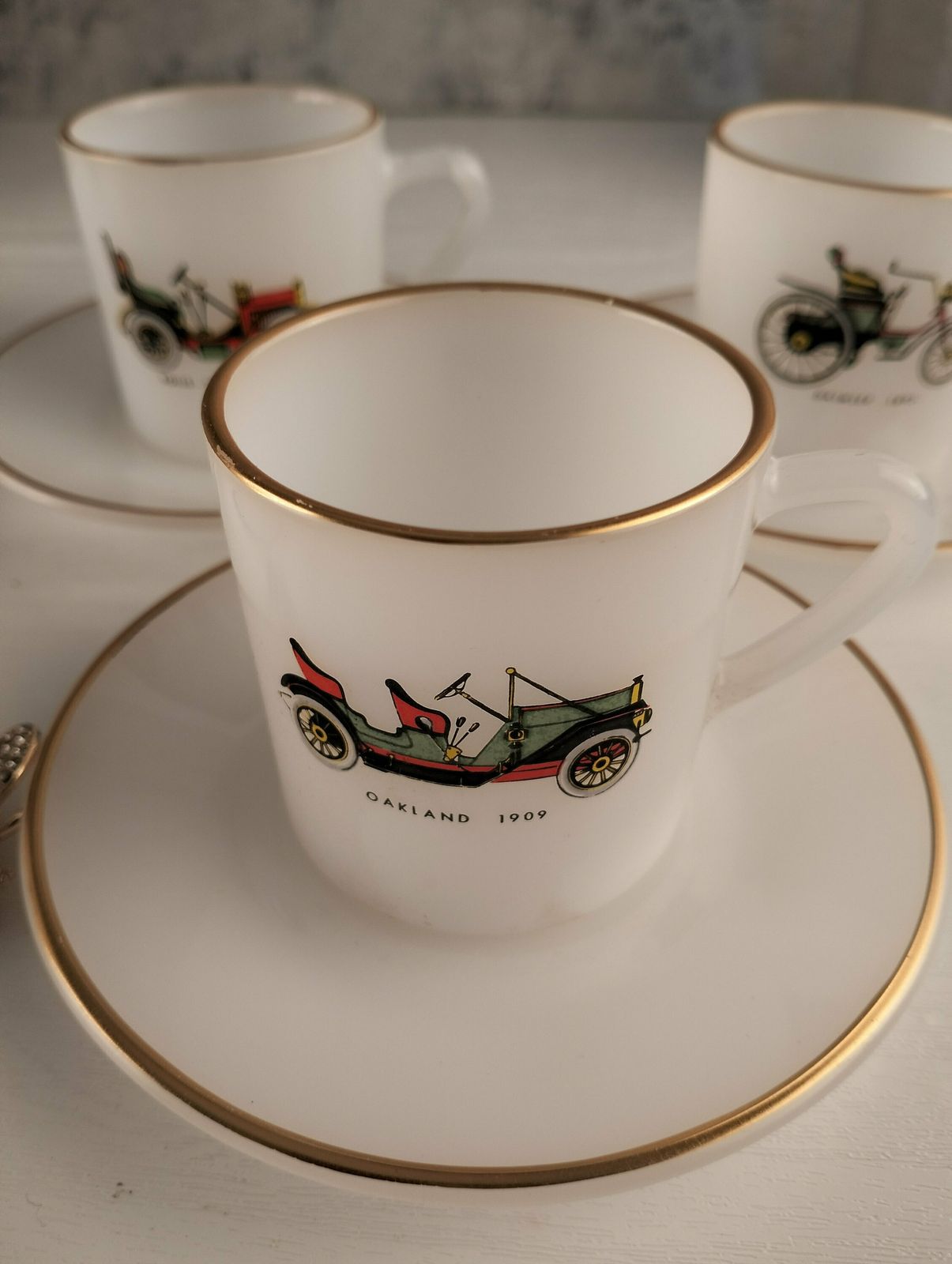 Arcopal   Arcopal France   Espresso Cups   White Cups   Gold Rim Cups   Arcopal France Cup   Gold Rim Coffee Cup   White Glass photo 100.0