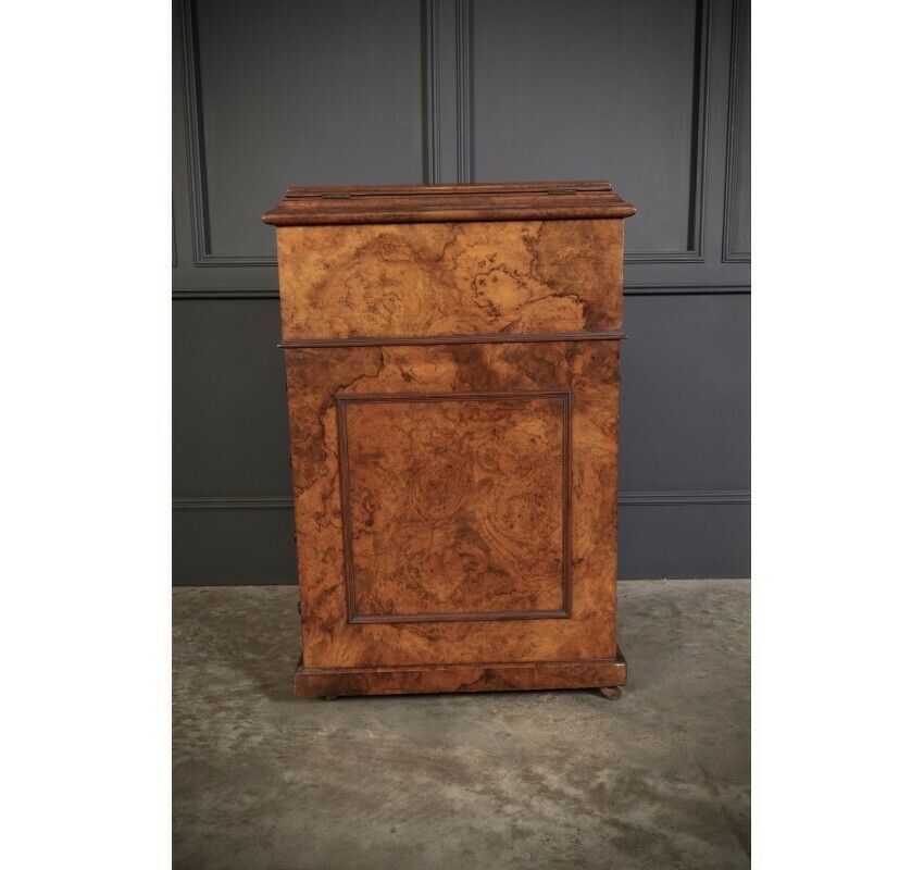 photo vintage Magnificent Burr Walnut Marquetry Inlaid Davenport Desk