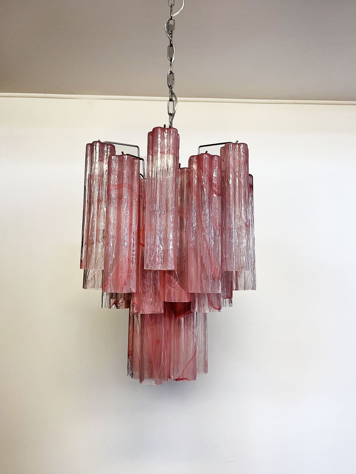 Fantastic Glass Tube Chandelier   30 Albaster Pink Glasses photo 750.0