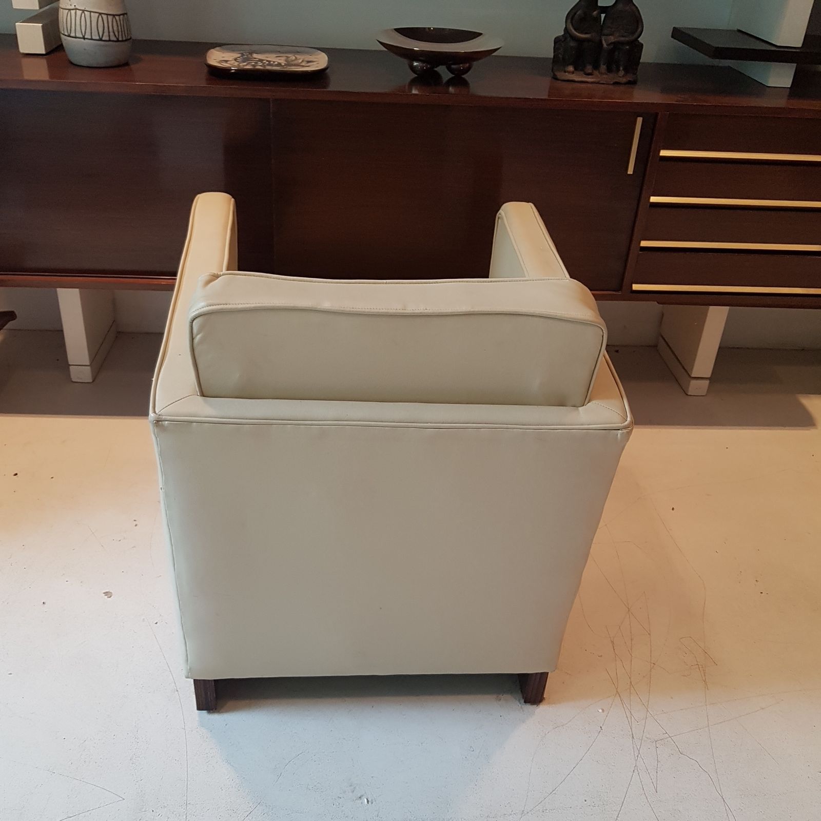 French Art Deco Chair And Footstool In Macassar Ebony. photo vinterior