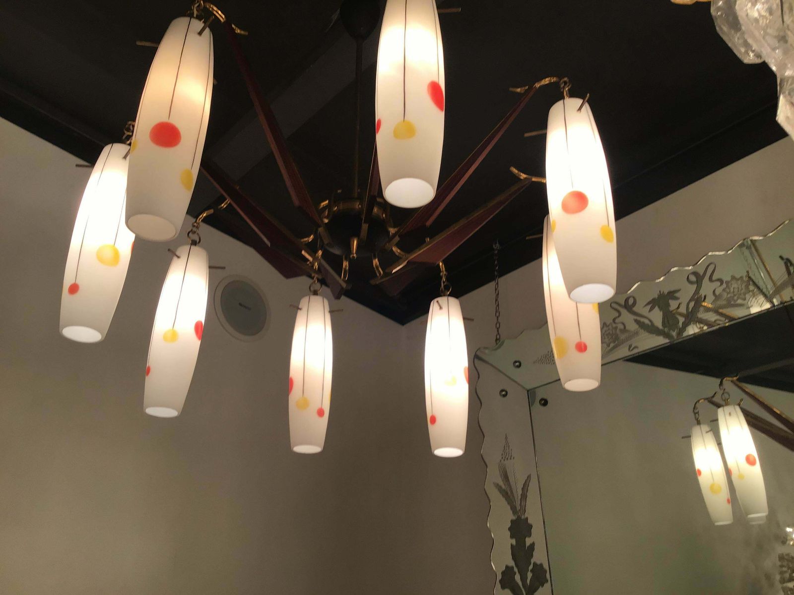 photo vintage Stilnovo Chandelier Brass Wood Opaline Glass 1955 Italy