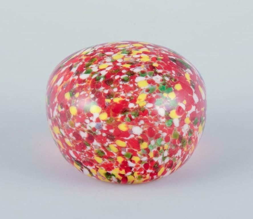 Scandinavian Glass Artist. Set Of Four Paperweights In Art Glass. photo 240.0