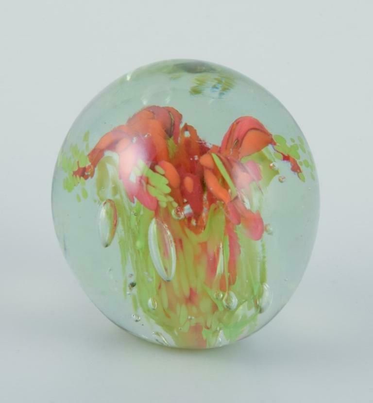 Scandinavian Glass Artist. Three Paperweights In Art Glass. Flower Motifs. photo Home Decor
