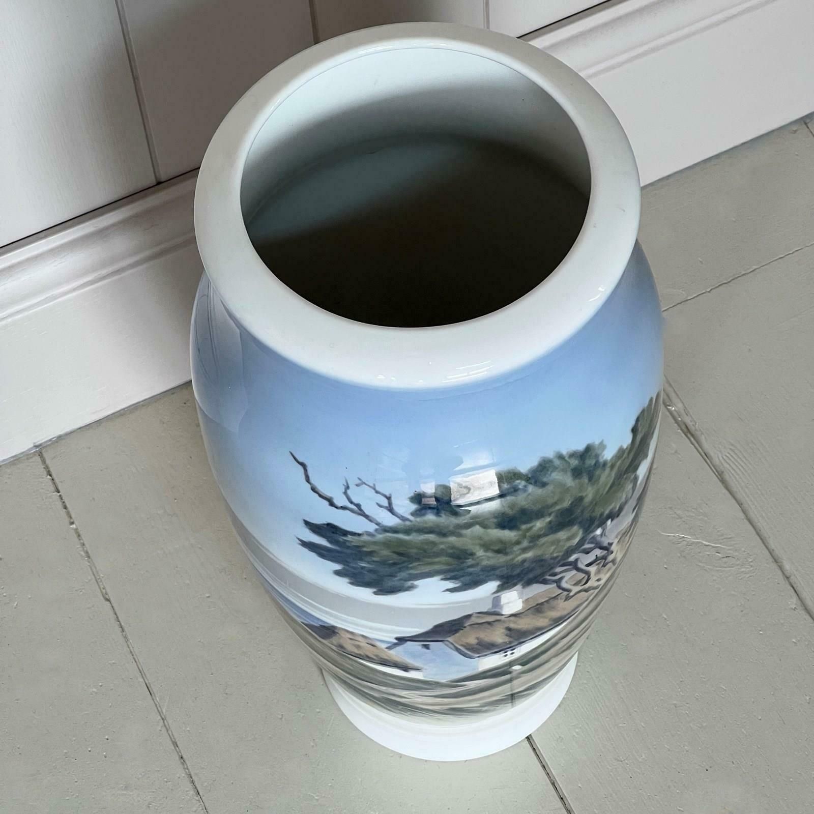 A Rare Large Royal Copenhagen Vase From 1963 photo Home Decor
