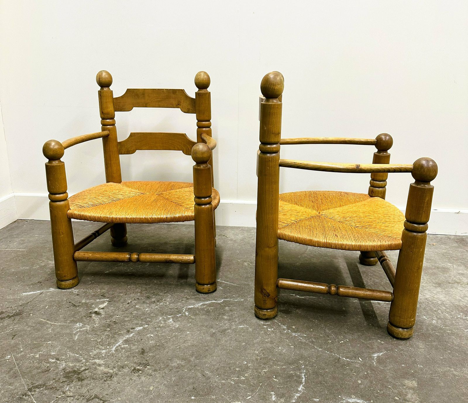 Paar Lage Fauteuils Met Biezen Zitting Van Charles Dudouyt, Jaren 1940, Set Van 2 photo 1739.0