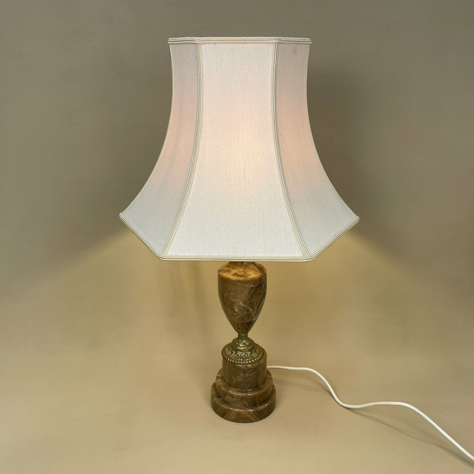 Antique Onyx Marble Lamp Light Bedside Side Table Desk Round Base Marbled Patterned Lampshade Vintage Pattern Gold Metal Brown Medium Ornate photo for sale