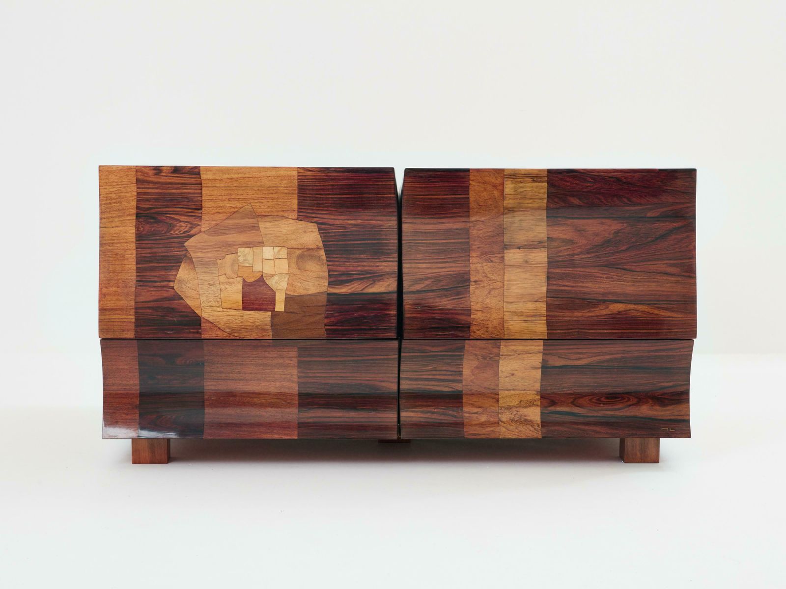 photo furniture Cabinet bar Michel Lefevre en placage et marqueterie, 1960