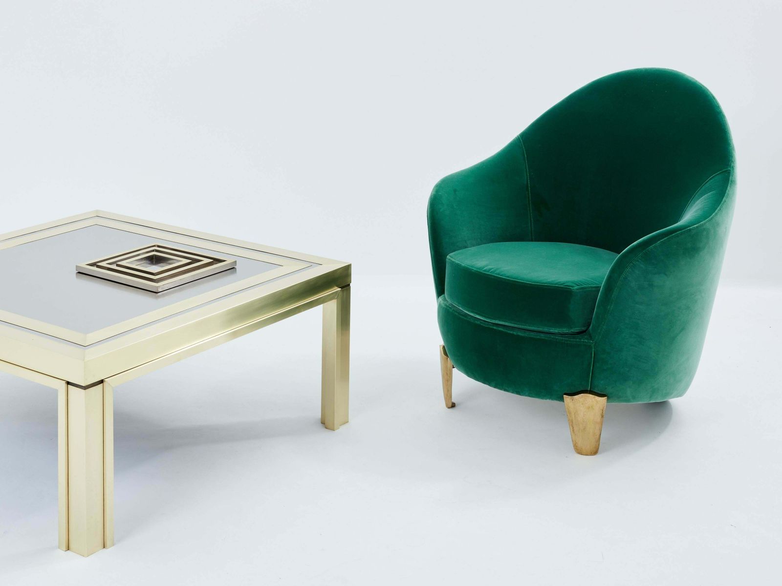 Tables basses Giacomo Sinopoli en acier inoxydable et laiton brossé, années 1970 - 15 192,22 £ la paire photo vinterior