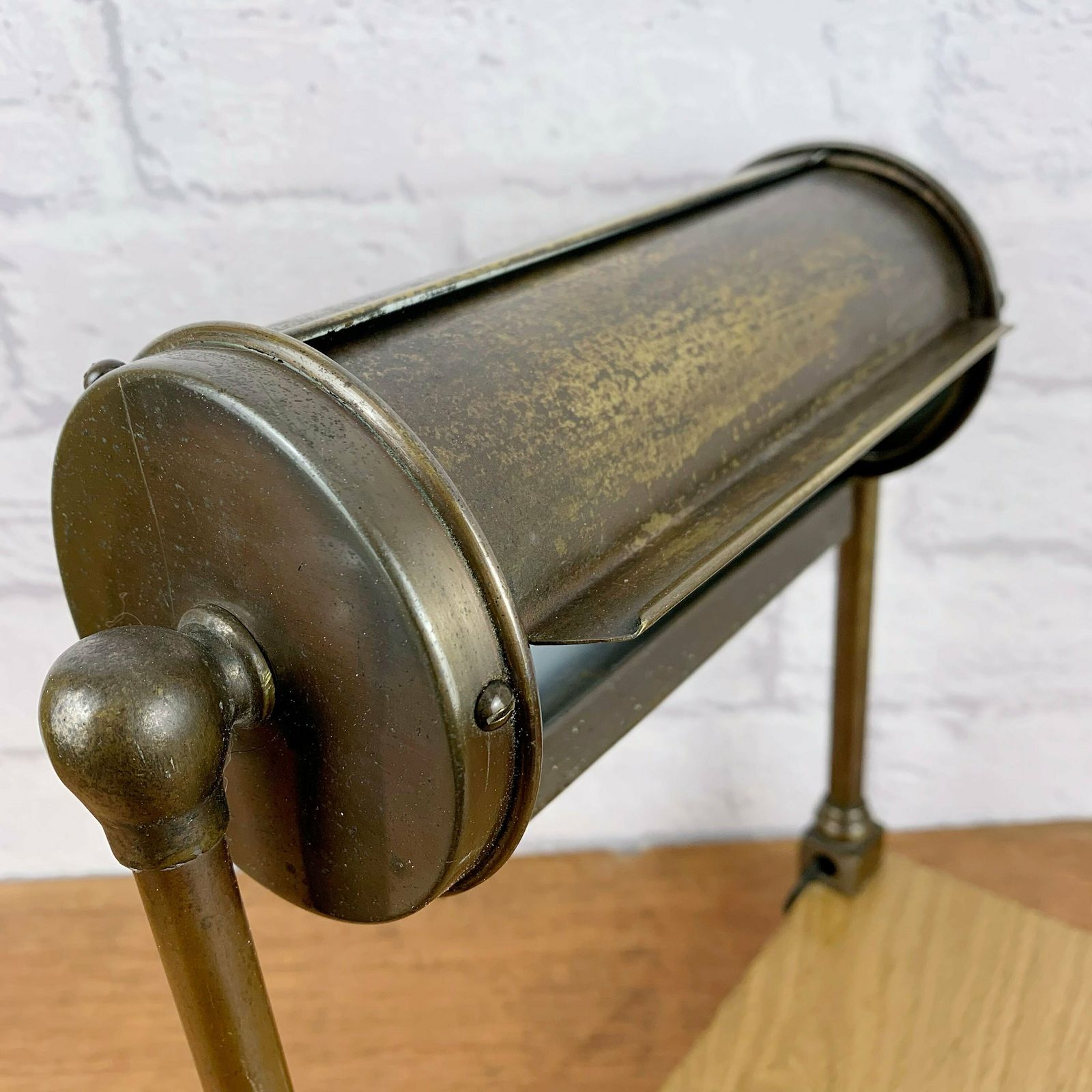 Industrial Style Desk Lamp. photo Lighting