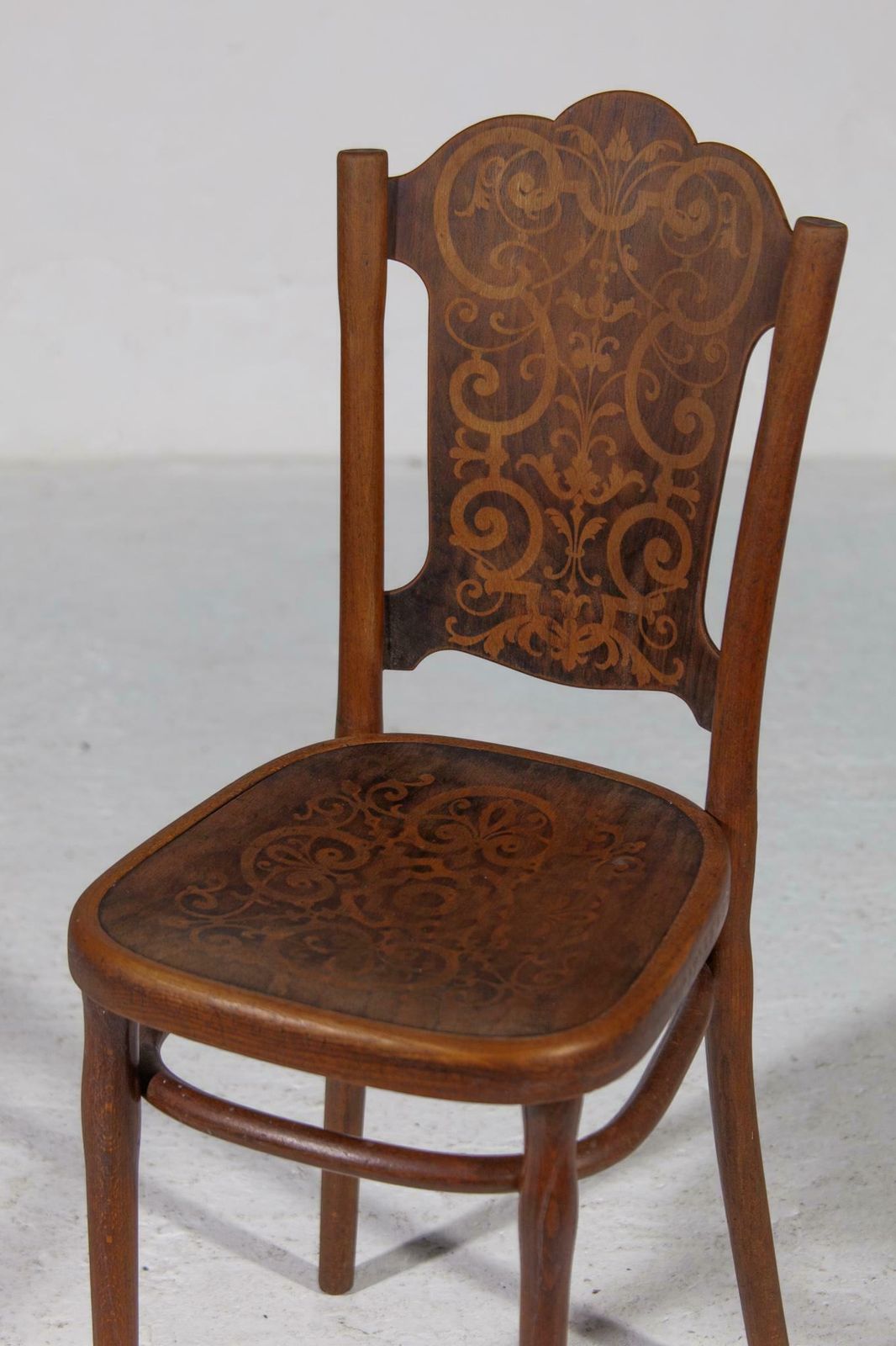 Thonet Art Nouveau Set Of Six Very Rare Chairs With Printed Pattern. photo vintage
