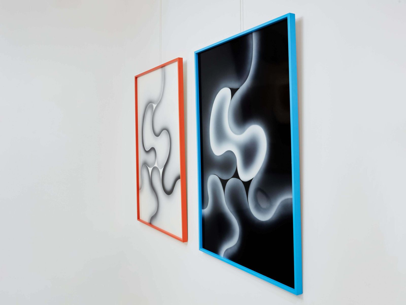 Les Simonnet Unique Pieces Diptyque peint sur lucite encadré, 1996 photo 18303.0