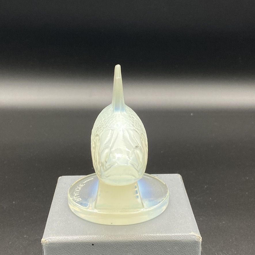 A R.Lalique Perch Mascot In Opalescent Glass. photo 2350.0