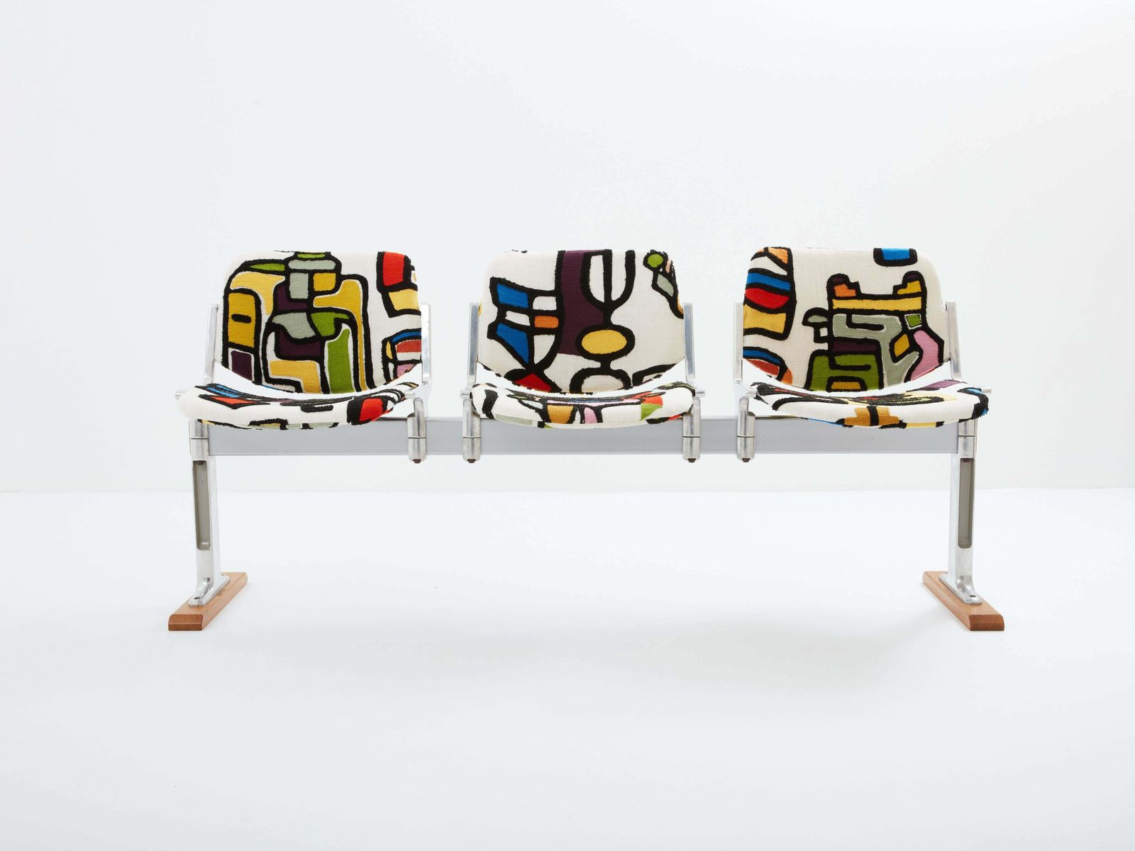 photo furniture Giancarlo Piretti For Castelli Bench Pierre Frey Fabric 1970