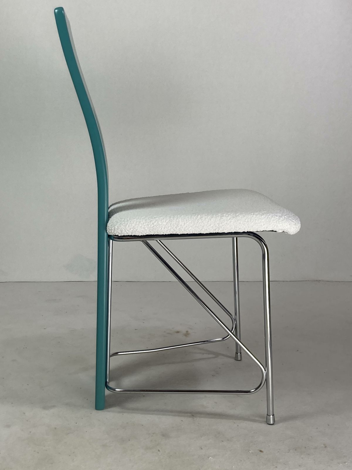 Set Of 6 Memphis Dining Chairs In Bouclé, 1980s photo vinterior