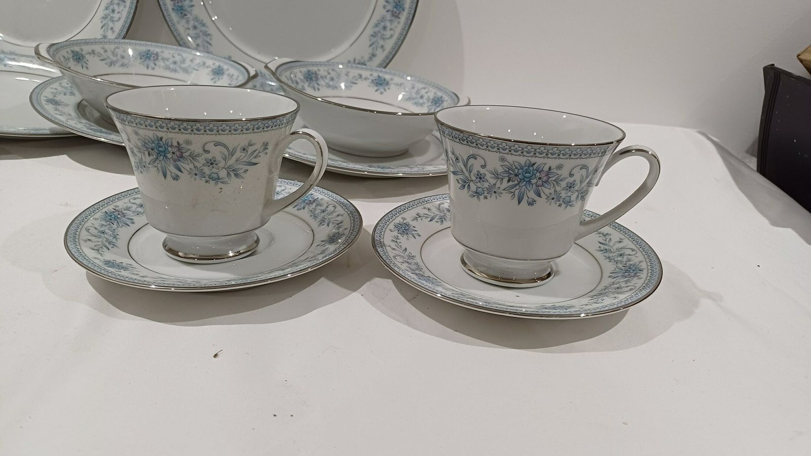 Noritaki Blue Hill   Part Dinner Service   19 Pieces Incl Meat Plate   Excellent Condition photo buy