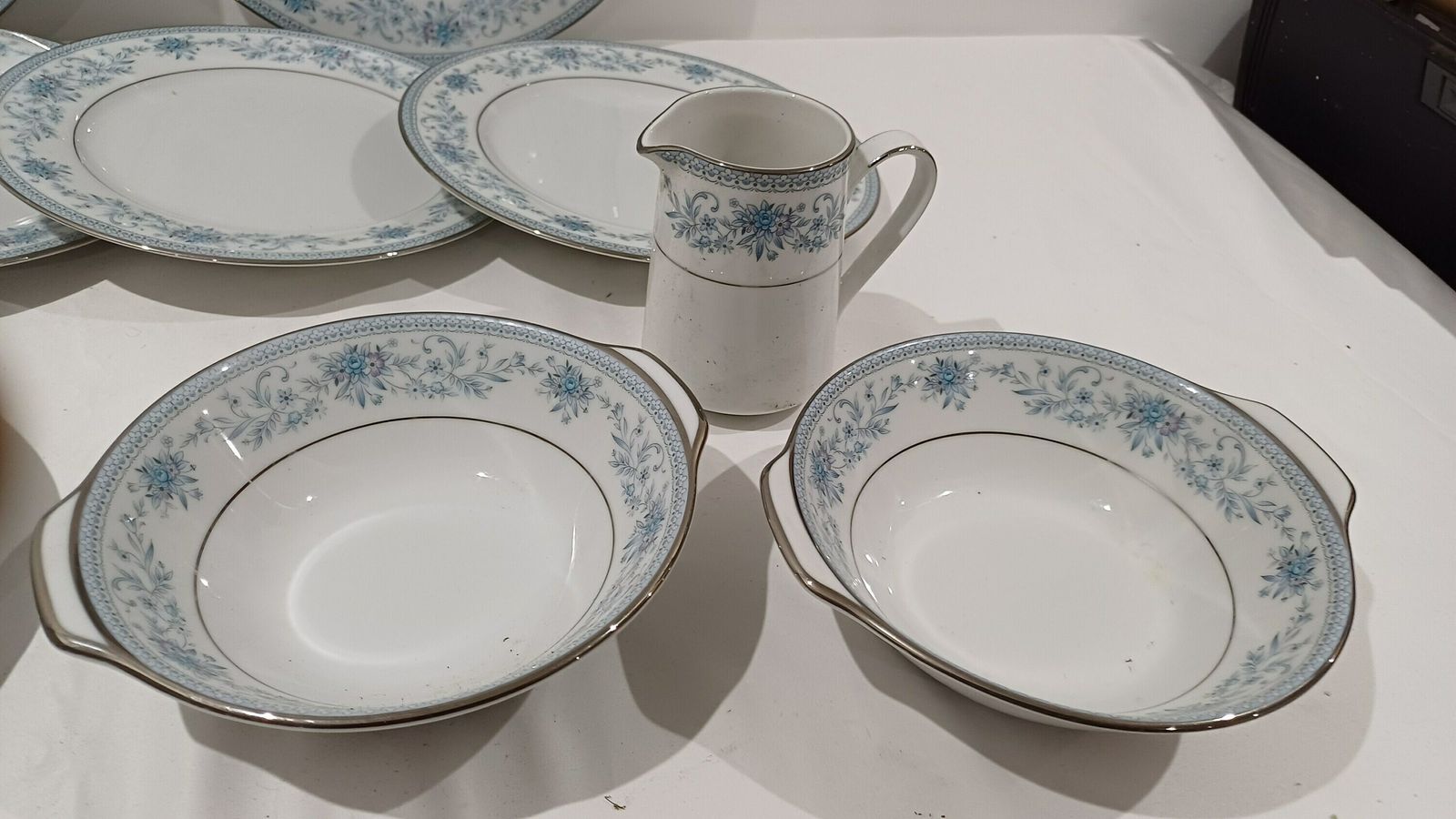 Noritaki Blue Hill   Part Dinner Service   19 Pieces Incl Meat Plate   Excellent Condition photo vintage