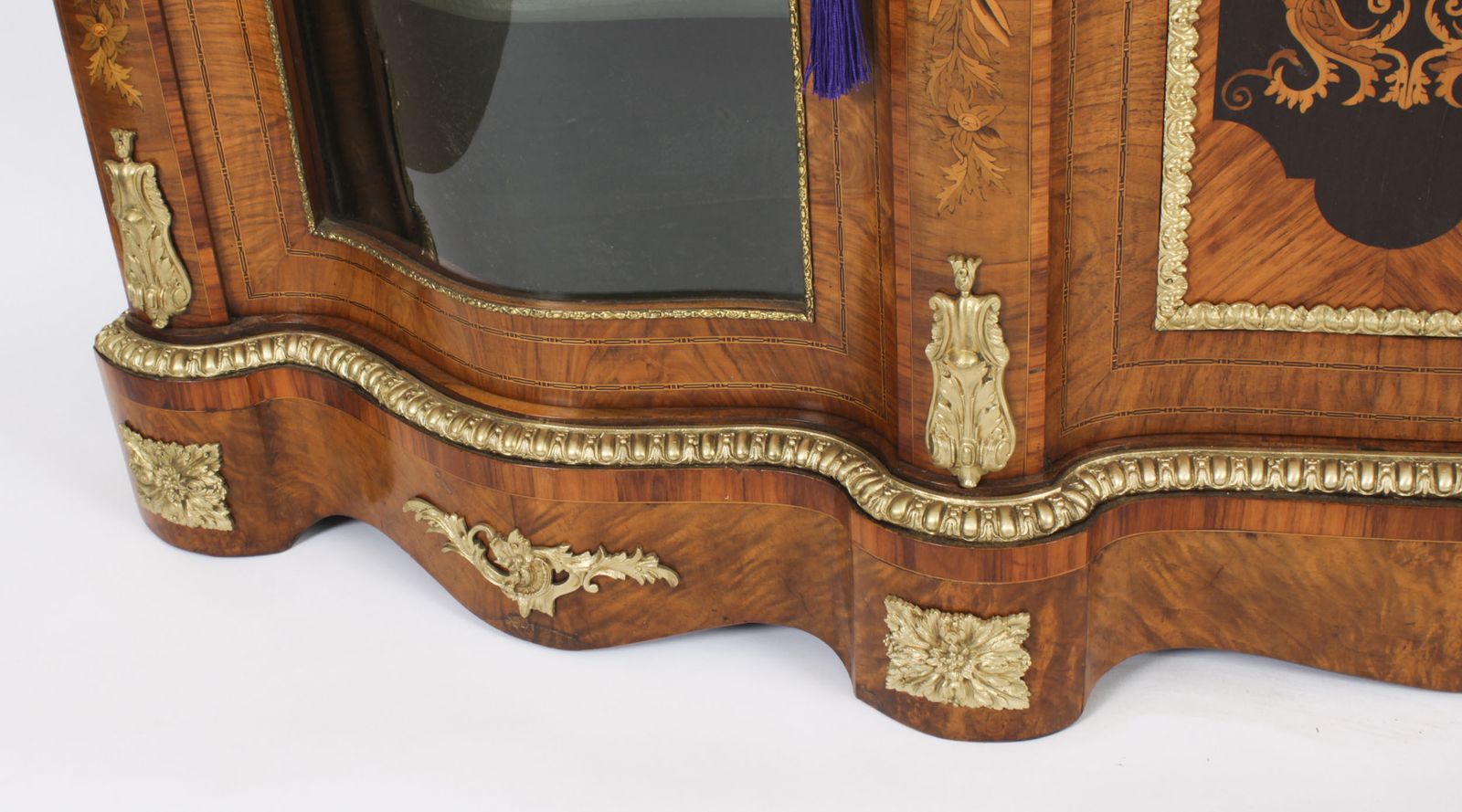 photo furniture Antique Large Ormolu Mounted Walnut & Marquetry Serpentine Credenza 19th C