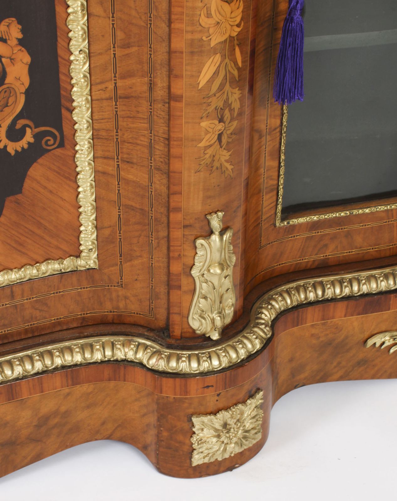 8750.0 Antique Large Ormolu Mounted Walnut & Marquetry Serpentine Credenza 19th C photo