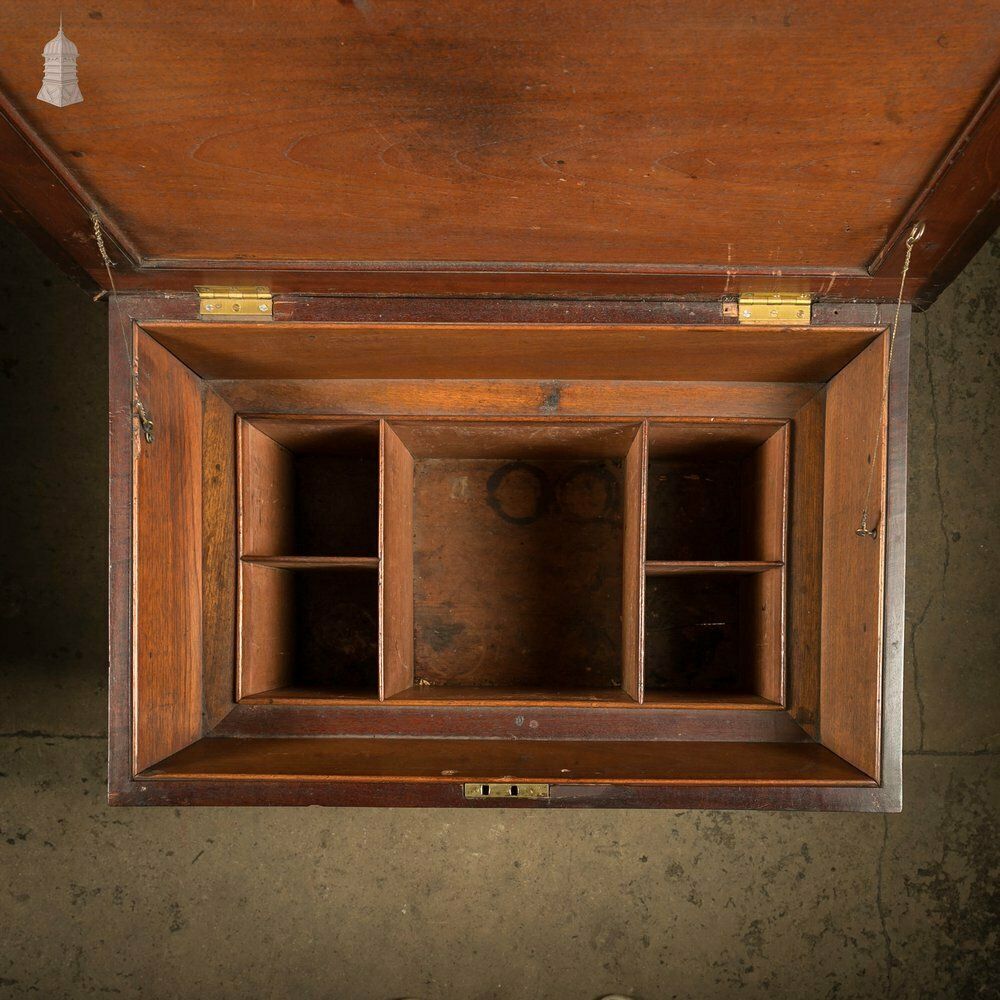 photo furniture Cellarette Wine Cooler, Regency Period, Mahogany