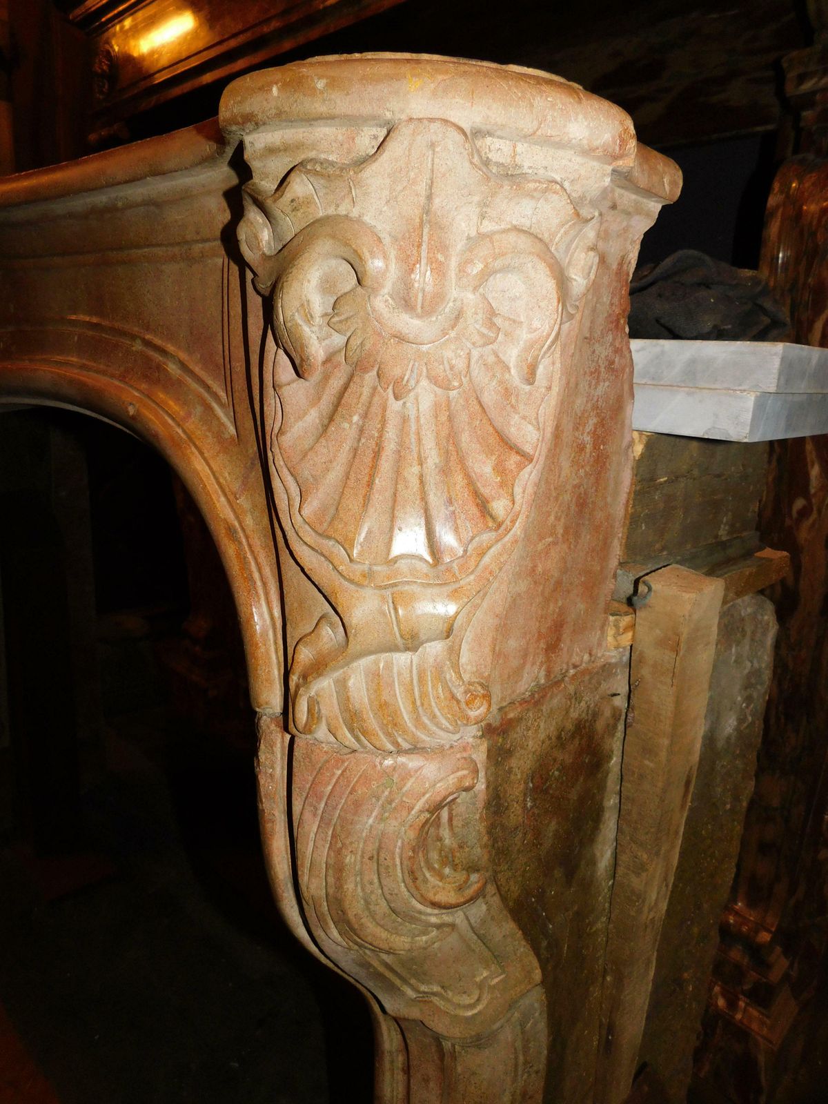 Home Fixtures French Fireplace Mantle In "Rosso Verona" Marble, Carved With Shell photo