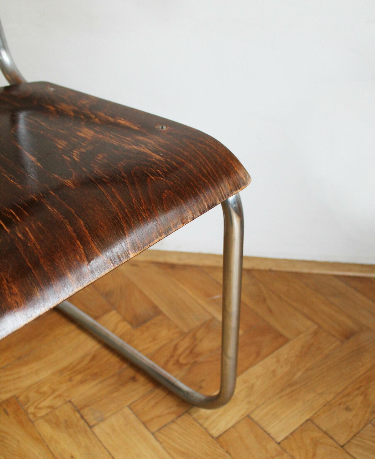 photo vinterior Modernist Cantilever Armchair By Anton Lorenz