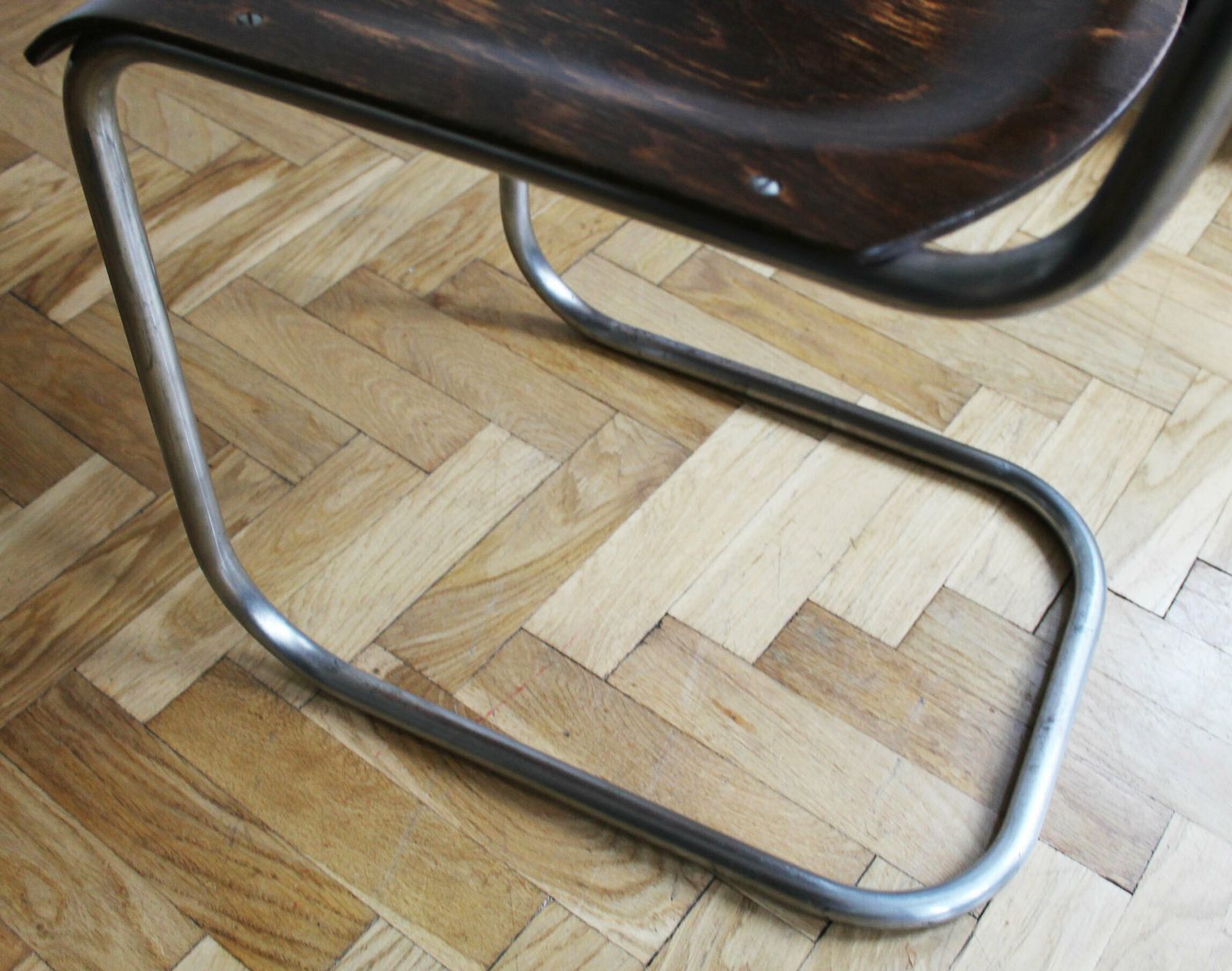 photo buy Modernist Cantilever Armchair By Anton Lorenz