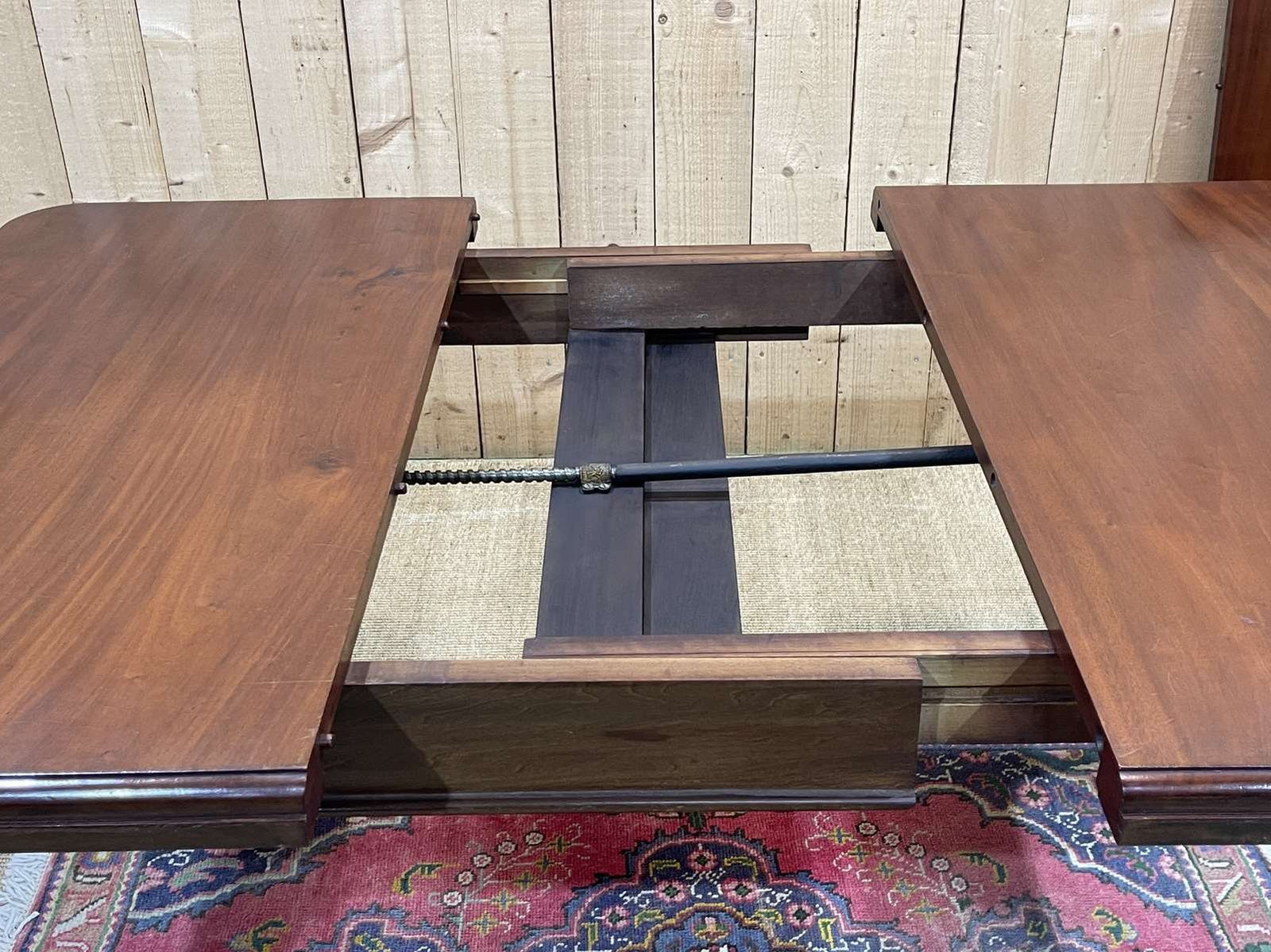 Victorian Mahogany Crank Table From The 19th Century With 1 Extension photo vinterior