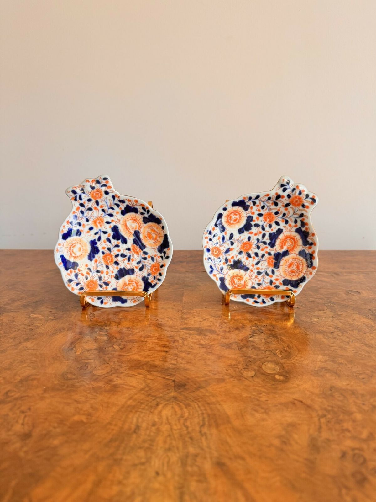 Unusual Pair Of Antique Japanese Imari Shell Shaped Plates
